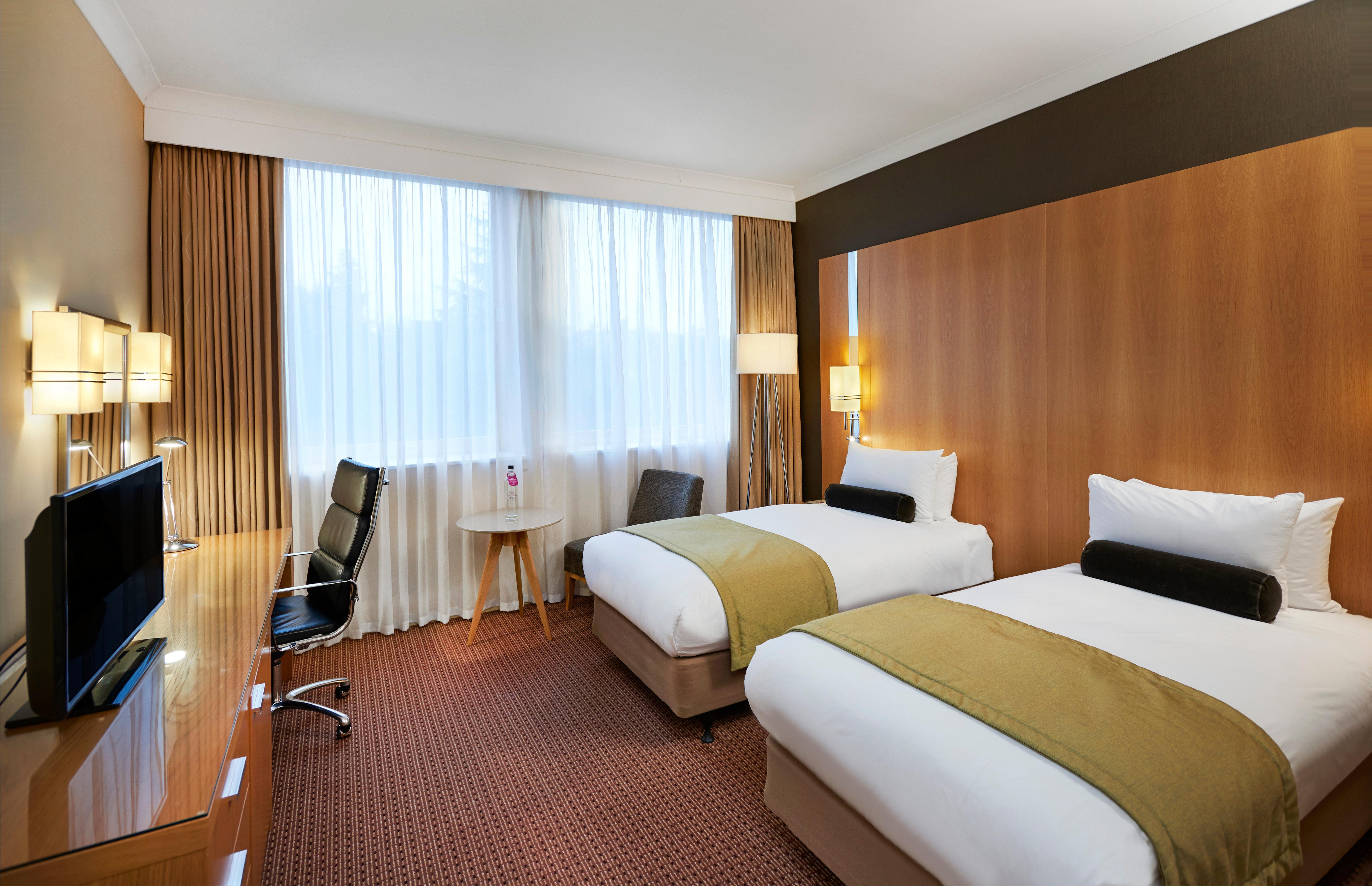 Crowne Plaza London Ealing By Ihg Hotel Ngoại thất bức ảnh
