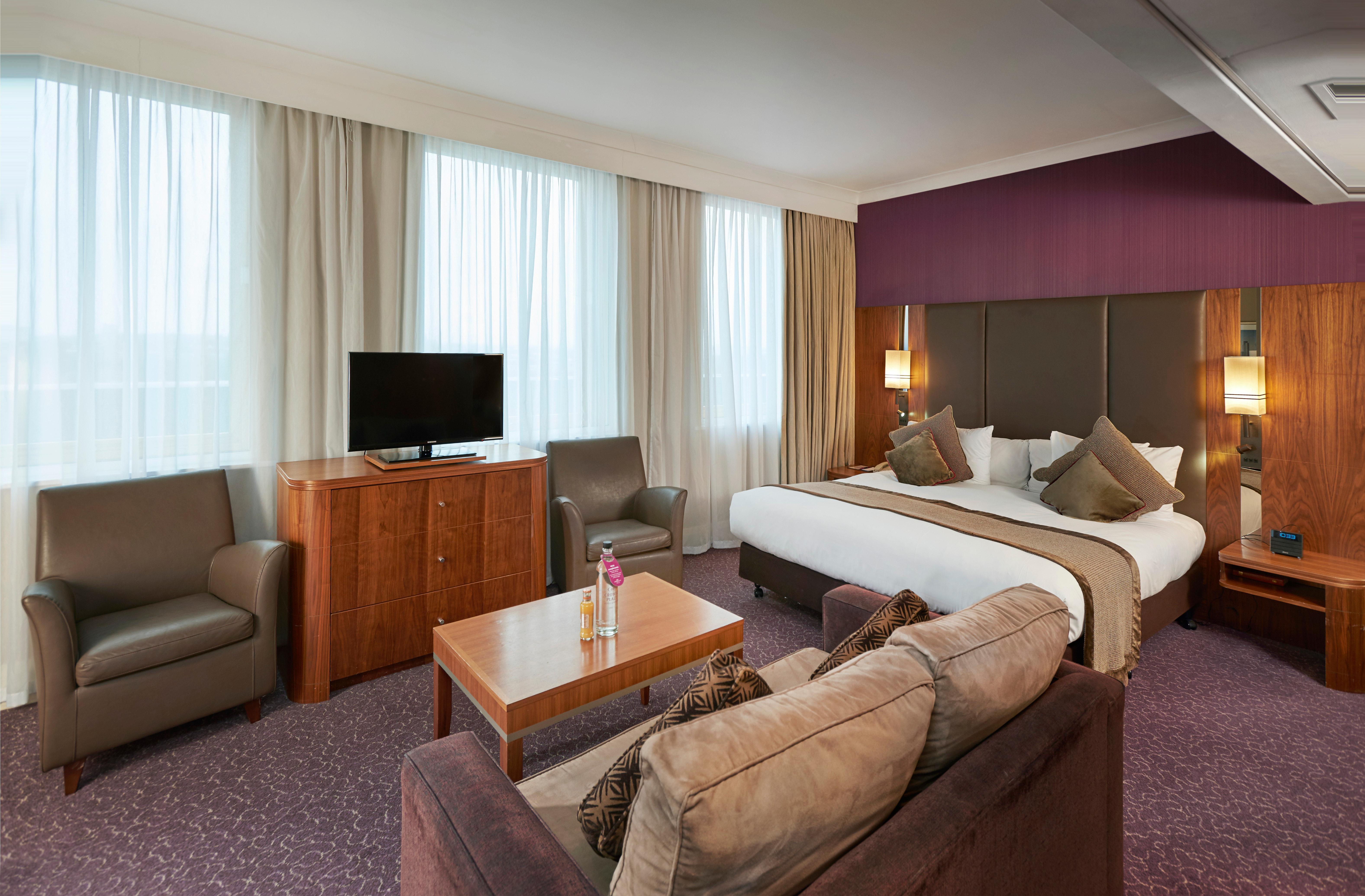 Crowne Plaza London Ealing By Ihg Hotel Ngoại thất bức ảnh