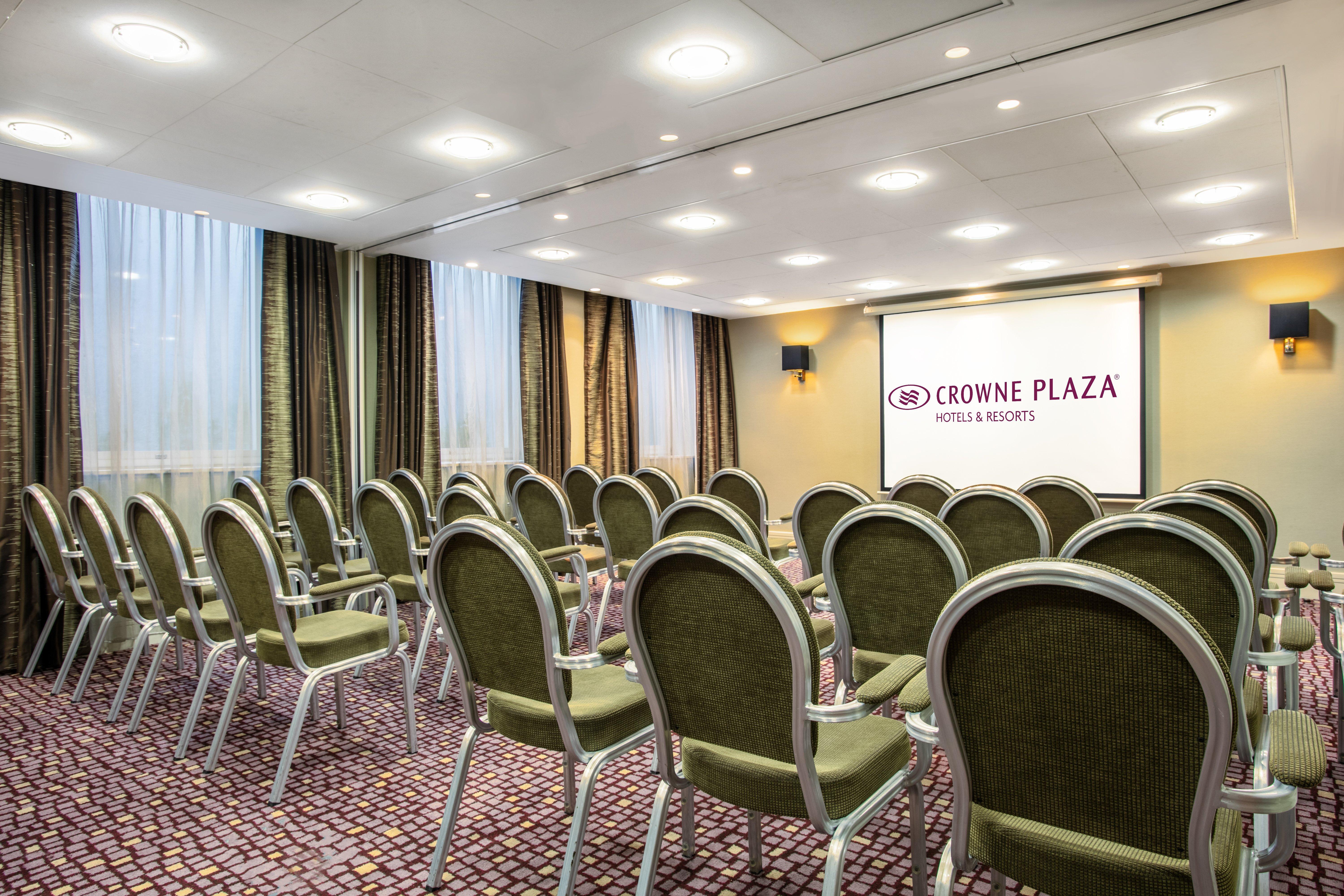 Crowne Plaza London Ealing By Ihg Hotel Ngoại thất bức ảnh