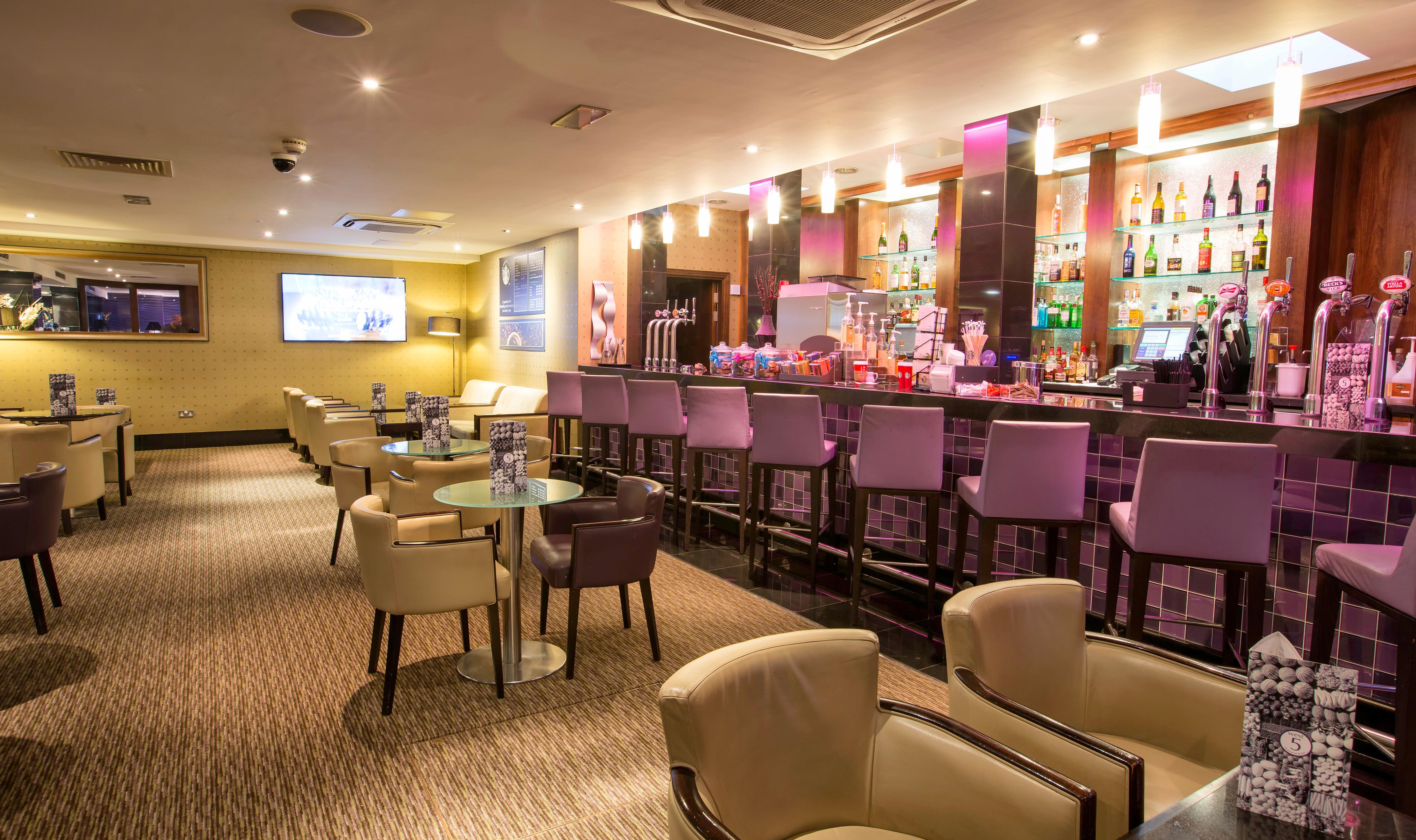 Crowne Plaza London Ealing By Ihg Hotel Ngoại thất bức ảnh
