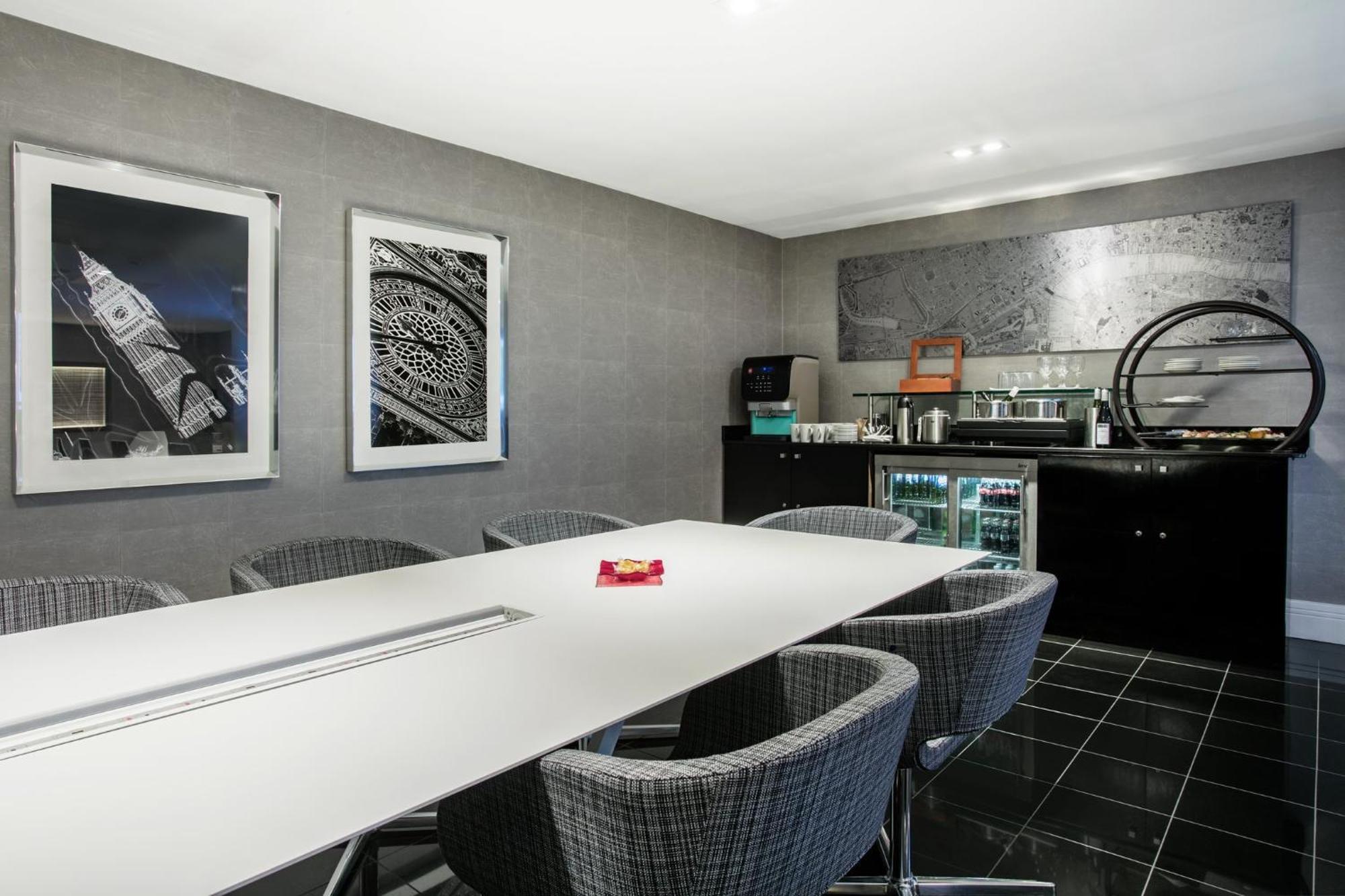 Crowne Plaza London Ealing By Ihg Hotel Ngoại thất bức ảnh